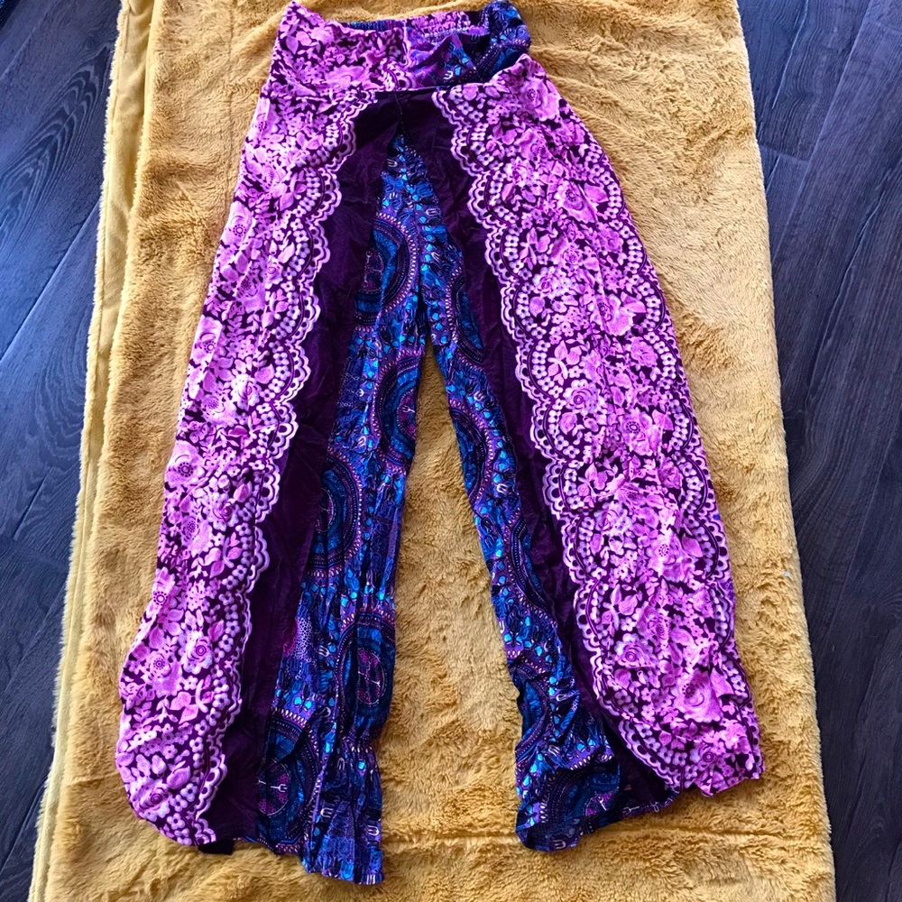 Long flowing pants
